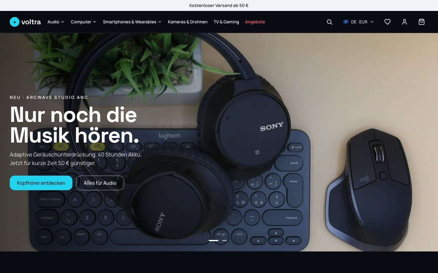 Voltra, the EU electronics store, in German, with a dark theme and a headphones hero